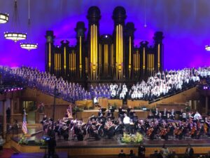 Read more about the article The Mormon Tabernacle Choir totally crushes “The Sound of Music”