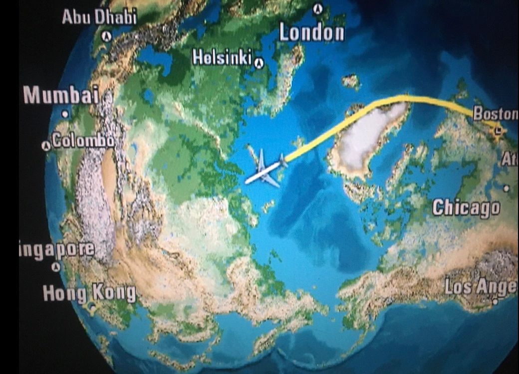 You are currently viewing Flying over the North Pole to Hong Kong