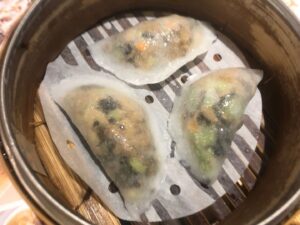 Read more about the article Legendary awesome & dirt cheap dim sum in the heart of Manhattan